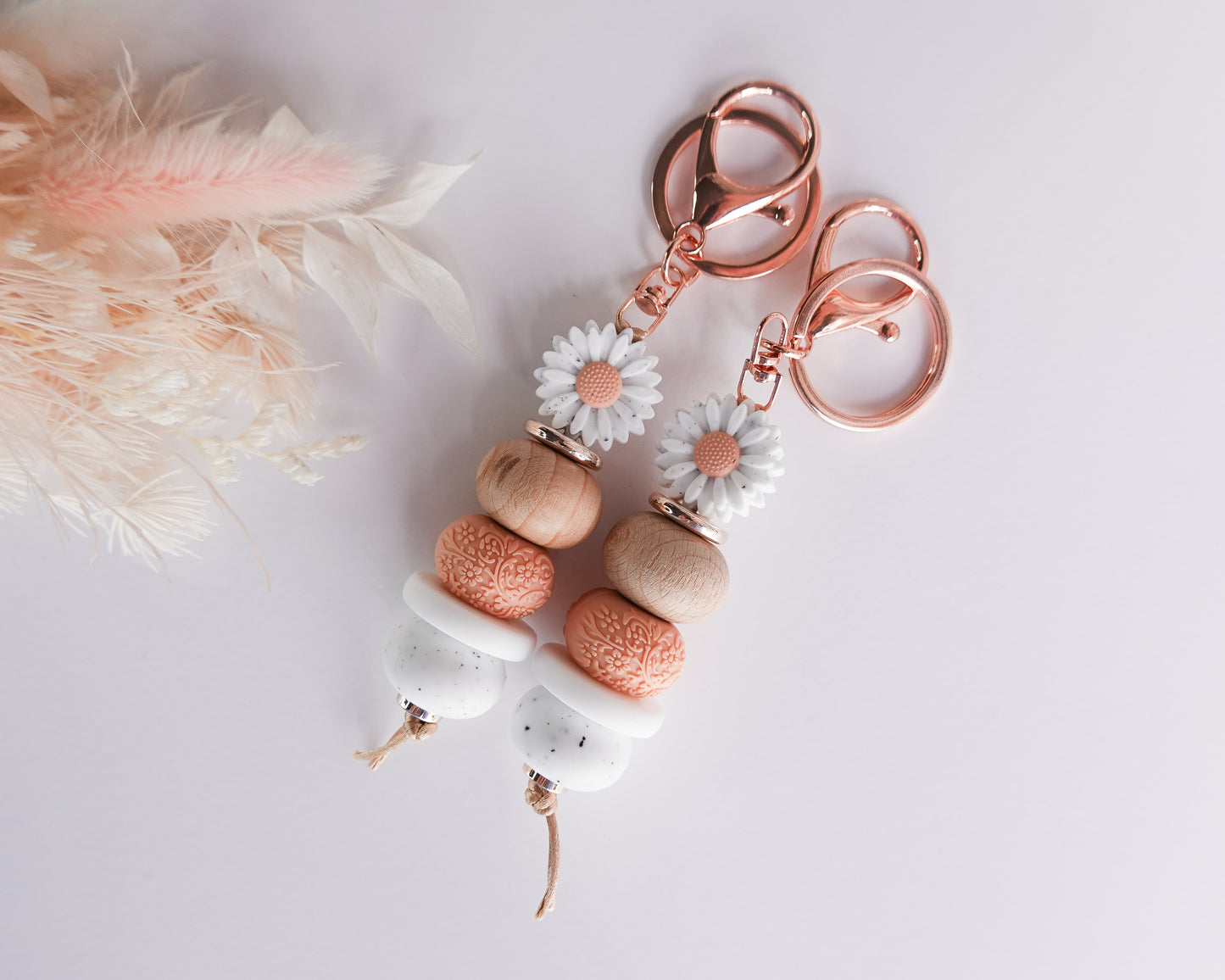 Speckle Daisy Keyrings