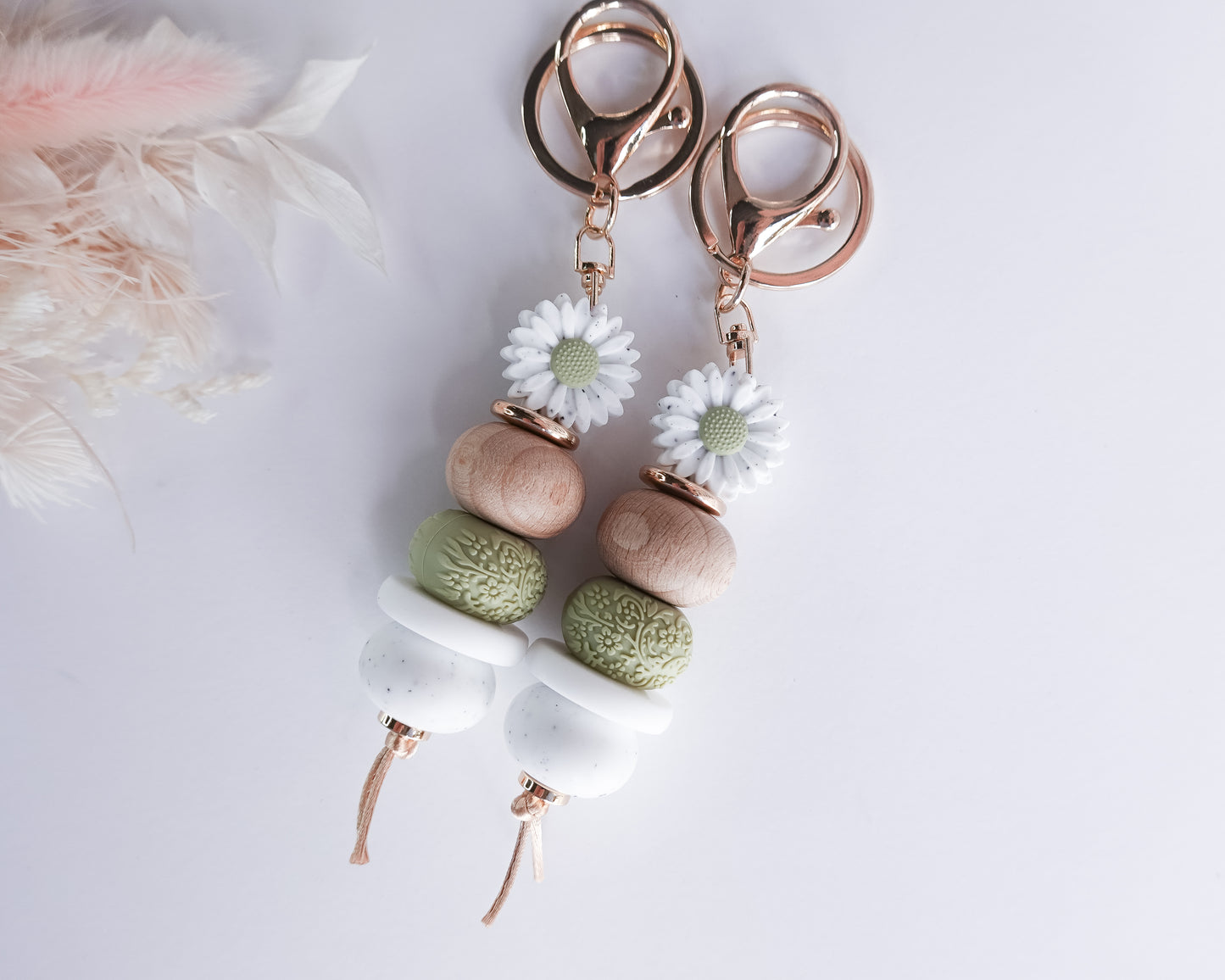 Speckle Daisy Keyrings