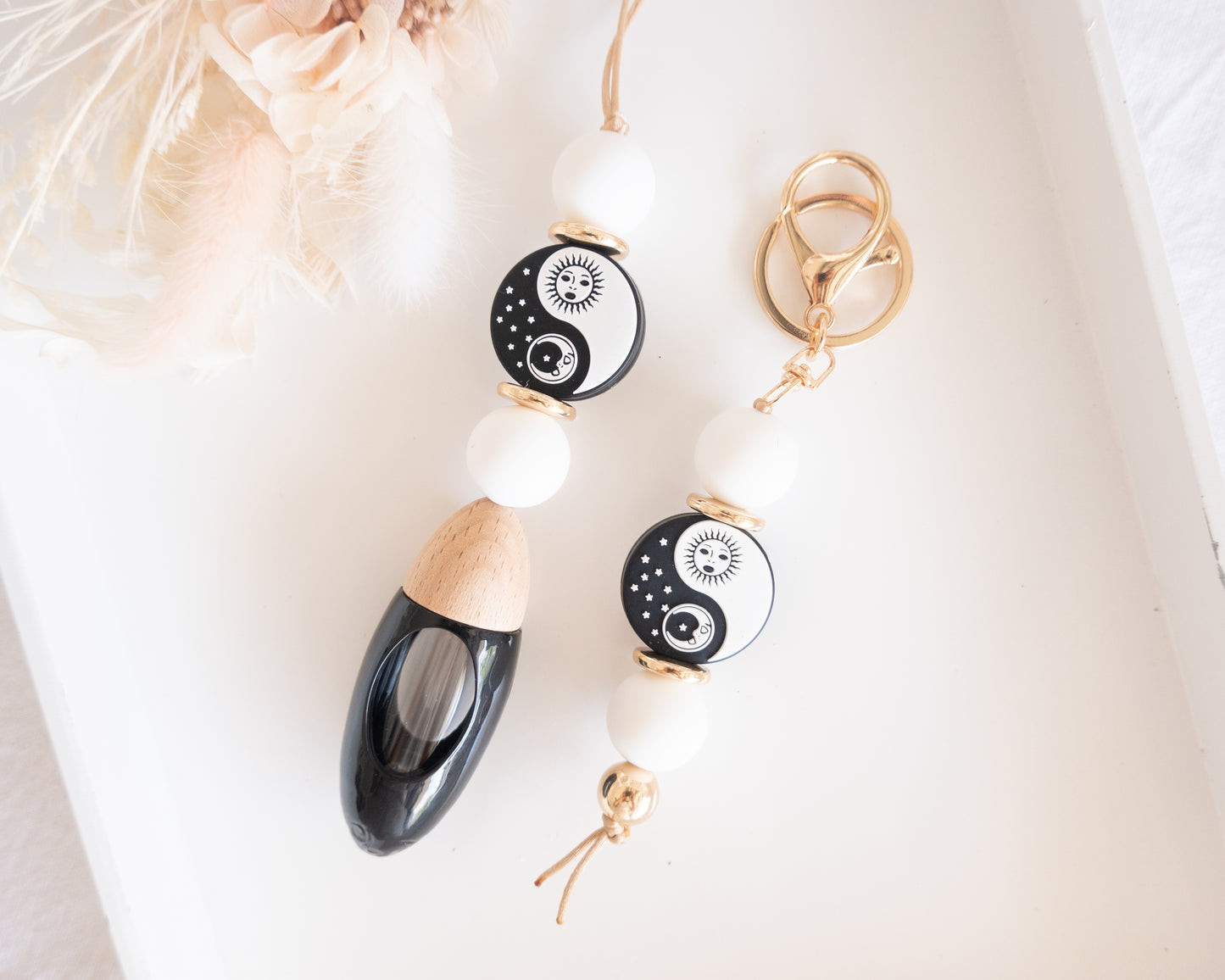 Yin Yang Diffuser Keyring Set