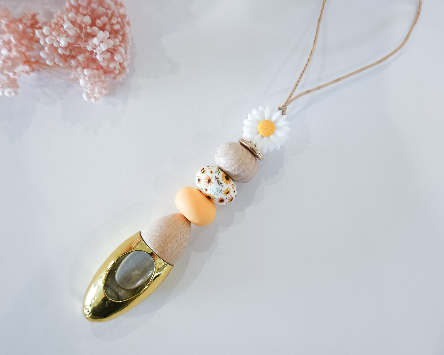 White/Yellow Daisy Mum Diffuser