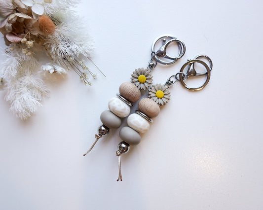 Taupe Flower Keyring